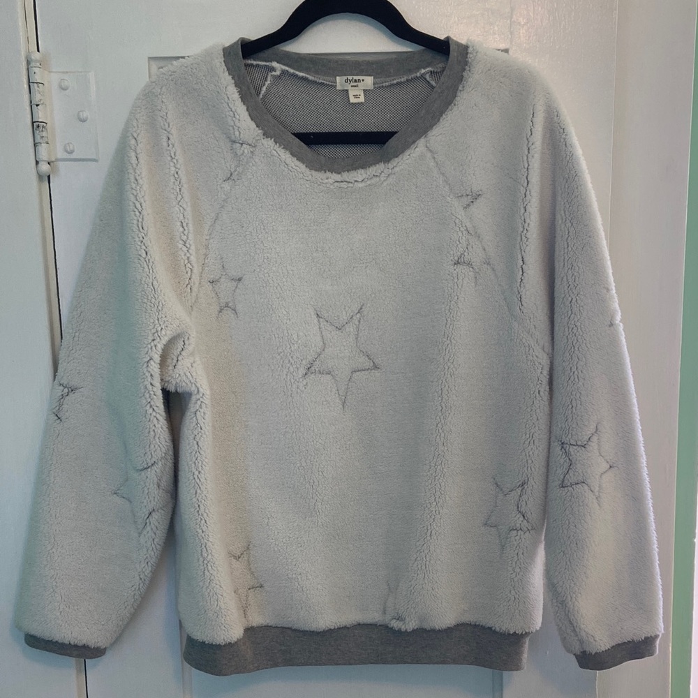 Chaps Light Gray Star Pattern Sweater - image 1